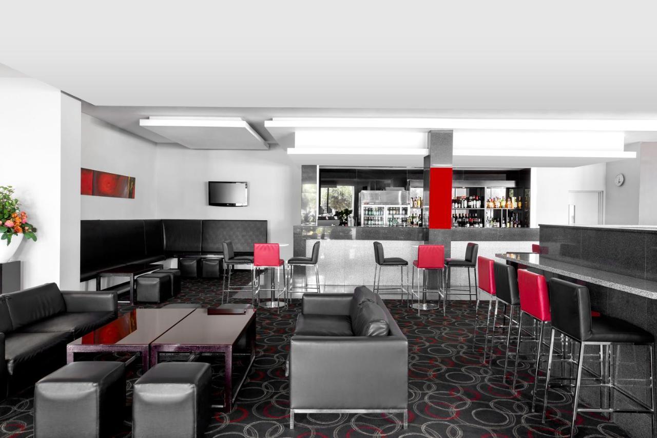 Mantra Melbourne Airport Hotel Екстериор снимка