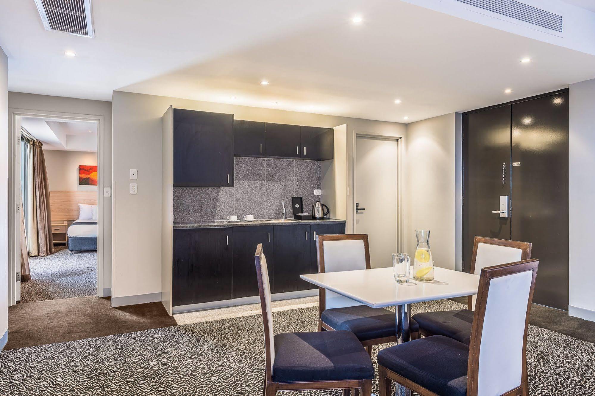 Mantra Melbourne Airport Hotel Екстериор снимка