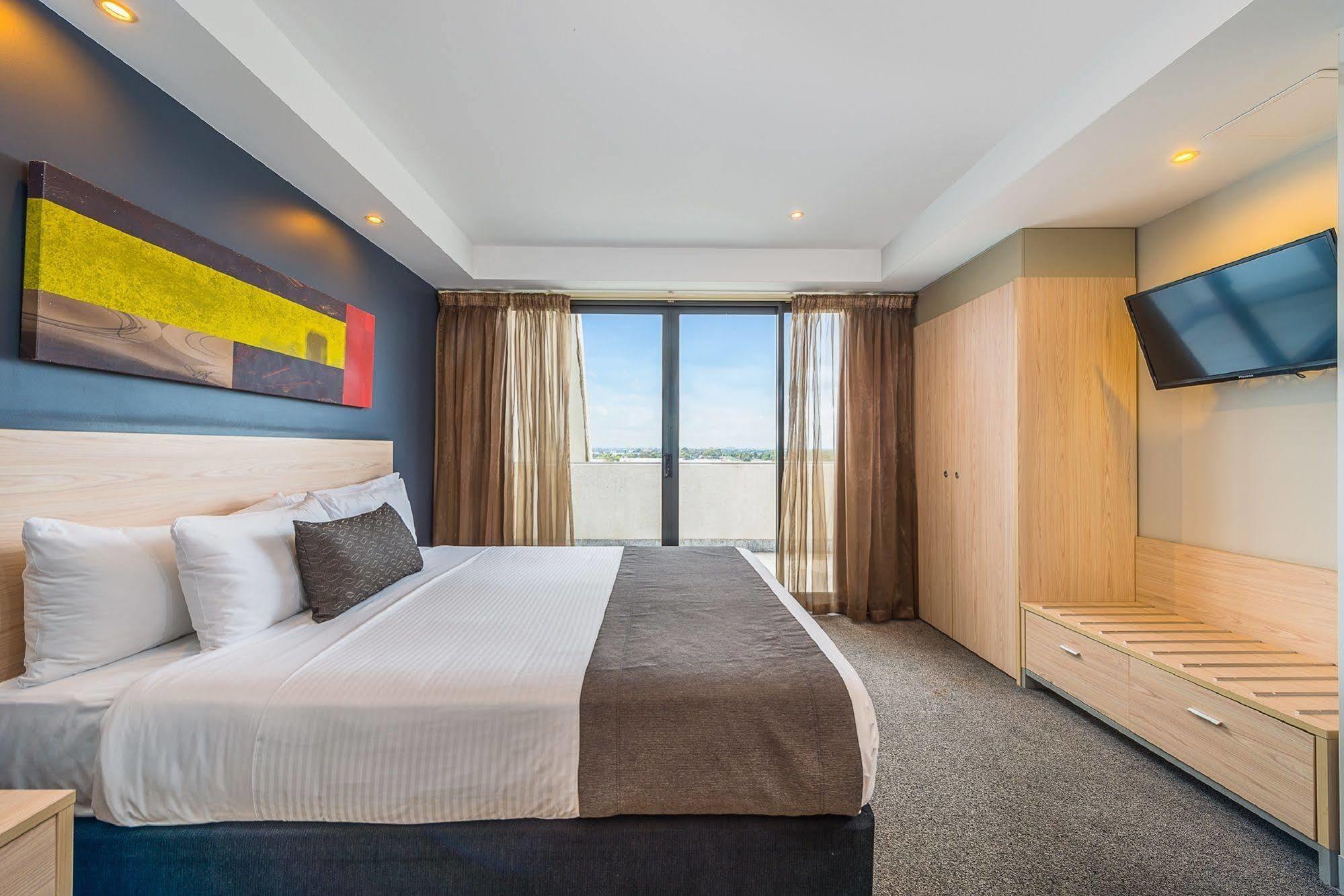 Mantra Melbourne Airport Hotel Екстериор снимка